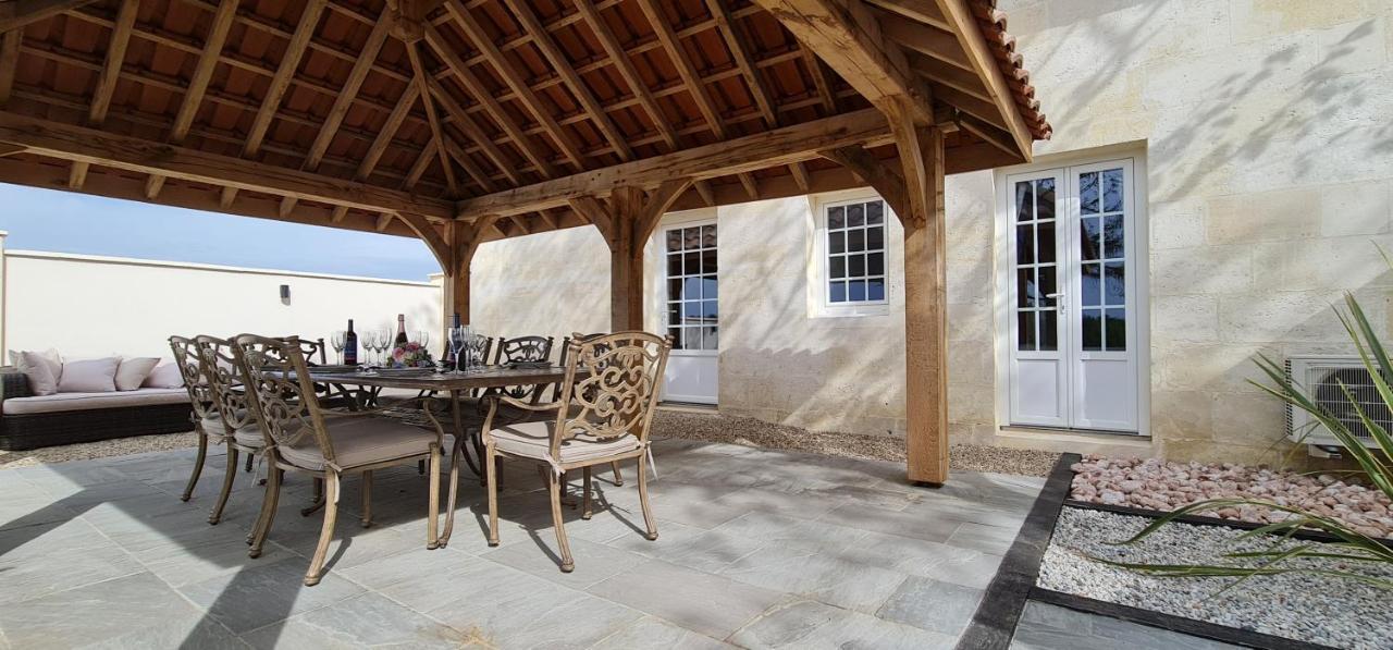 Dom Peyreton Prestige Cottages Set In A Charming Wine Property Villegouge Dış mekan fotoğraf