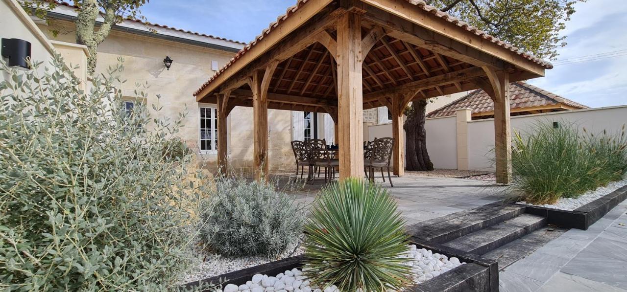 Dom Peyreton Prestige Cottages Set In A Charming Wine Property Villegouge Dış mekan fotoğraf